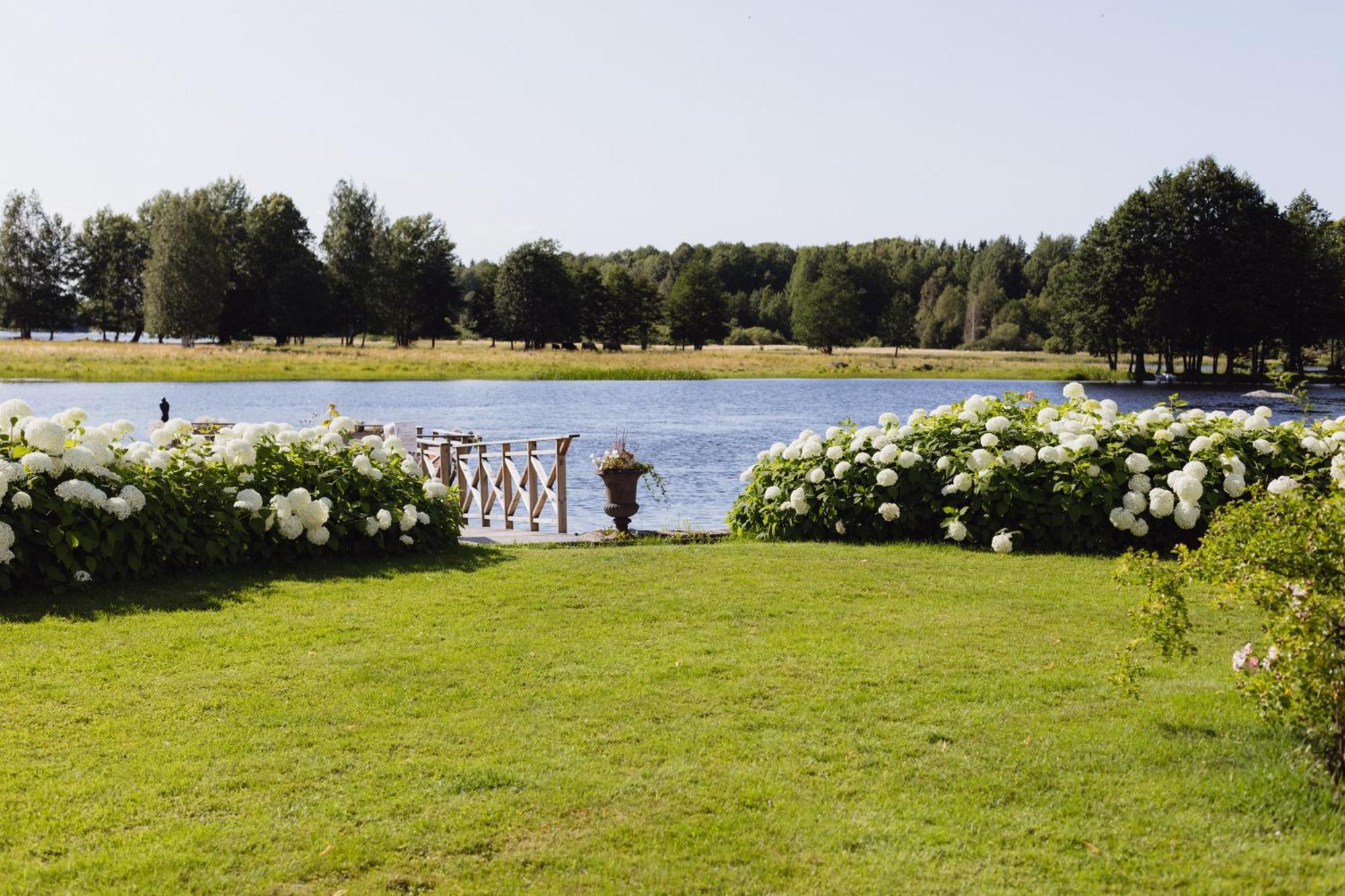 Stf Gysinge Waerdshus & Hotell Buitenkant foto
